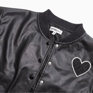 Girls Black Faux Leather Varsity Jacket Heart Patch Button Up Size 12 Kenzie Gir